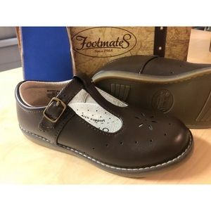 Footmates girls t-strap size 12 brown